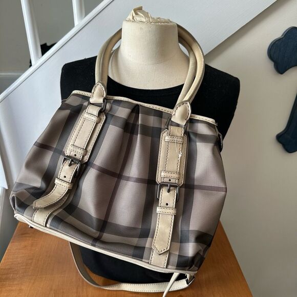 Burberry Smoked Check Pattern tote crossbody bag - Picture 2 of 8